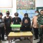 Tim Gabungan Intel Korem 023/Kawal Samudera dan Kodim 0213/Nias menangkap dua pria terduga pelaku peredaran narkoba jenis sabu pada Senin, 10 Maret 2025. PEN DIM 0213/NIAS - BALUSENIAS.COM