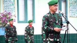 Komandan Kodim 0213/Nias, Letkol Infanteri Torang Parulian Malau, membacakan Amanat Panglima Kodam I/Bukit Barisan. ISTIMEWA/BALUSENIAS.COM