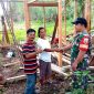 Sertu Filemo Zalukhu menghibahkan sebidang lahan dan membangun rumah sederhana untuk keluarga kurang mampu di Desa Mo'awo Kecamatan Lahewa, Kabupaten Nias Utara. ISTIMEWA/BALUSENIAS.COM