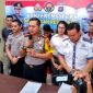 Kapolres Nias AKBP Deni Kurniawan memberikan keterangan terkait tiga kasus perlindungan anak yang terjadi di wilayah hukumnya. RINDAH JULIANA ZENDRATO/BALUSENIAS.COM