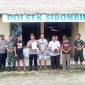 Para pihak yang bertikai didamaikan oleh Kapolsek Sirombu pada Selasa. 25 Maret 2025. ISTIMEWA/BALUSENIAS.COM