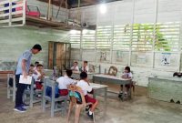 Proses belajar mengajar di SD Negeri 074064 Siduahili Tugala Oyo berjalan baik meski dengan fasilitas yang minim. HASRAT HULU/BALUSENIAS.COM