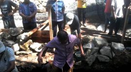 Peletakan Batu Pertama pembangunan BPU Desa Hilizoi Kecamatan Gido, Kabupaten Nias pada Rabu (15/8/2018) pagi. TOROTODO NDRAHA/BALUSENIAS.COM