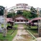 Kondisi SMKN 1 Lahewa yang tampak perlu perhatian dari sisi perawatan bangunan dan lingkungannya. JOJOR SIHOL MARITO/BALUSENIAS.COM