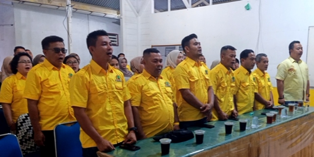 Para Kader Partai Golkar Kota Gunungsitoli sepakat untuk mengajukan kembali Musa Rajekshah sebagai Ketua DPD I Partai Golkar Provinsi Sumatera Utara. AVRIL LAOLI/BALUSENIAS.COM