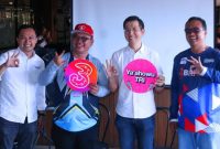 Employee Value Proposition - Head of Circle Sumatera IOH, Agus Sulistio bersama Wali Kota Gunungsitoli Sowa'a Laoli usai paparan terkait komitmen dukungan Indosat Sumatera terhadap pembangunan di Kepulauan Nias. ISTIMEWA/BALUSENIAS.COM