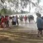 Tangkapan layar video peristiwa keributan di Pantai Malaga yang tersebar luas lewat media sosial Facebook pada Kamis, 29 Mei 2025. ISTIMEWA/BALUSENIAS.COM
