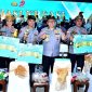 Kapolres Nias, AKBP Agung Suprapto Dwi Cahyono, menerima penghargaan Polres Nias sebagai Juara 2 Layanan Call Center 110. ISTIMEWA/BALUSENIAS.COM 