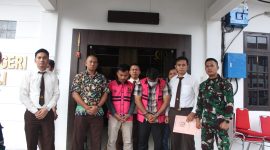 Tersangka ETG dan SG ditahan oleh Tim Jaksa Penyidik Seksi Tindak Pidana Khusus Kejaksaan Negeri Gunungsitoli pada Selasa. 2 September 2025. ISTIMEWA/BALUSENIAS.COM