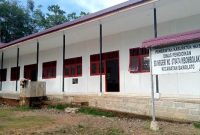 Gedung SDN 078474 Mbombolakha di Dusun IV Desa Siofabanua, Kecamatan Bawolato, Kabupaten Nias. JOJOR MASIHOL MARITO/BALUSENIAS.COM
